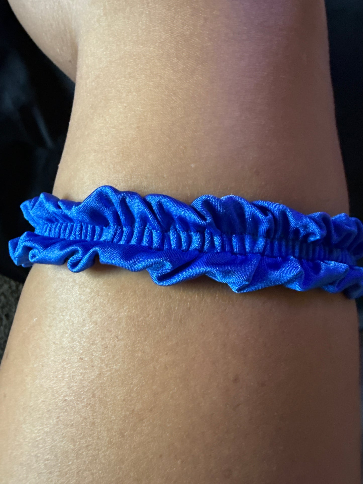 15 Ruffle Money garter