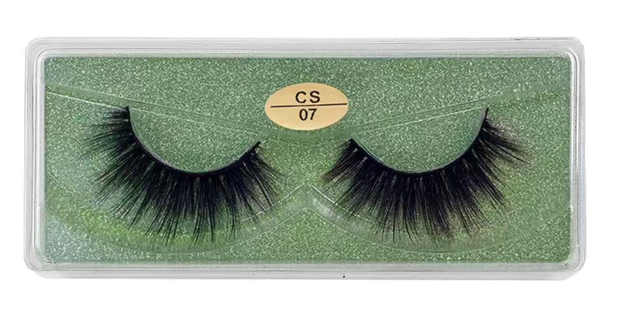 Soft and Fluffy 3D Mink Lashes-The Edge OK