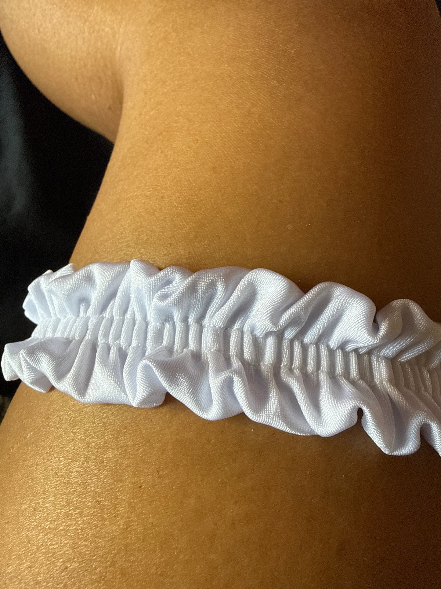 15 Ruffle Money garter