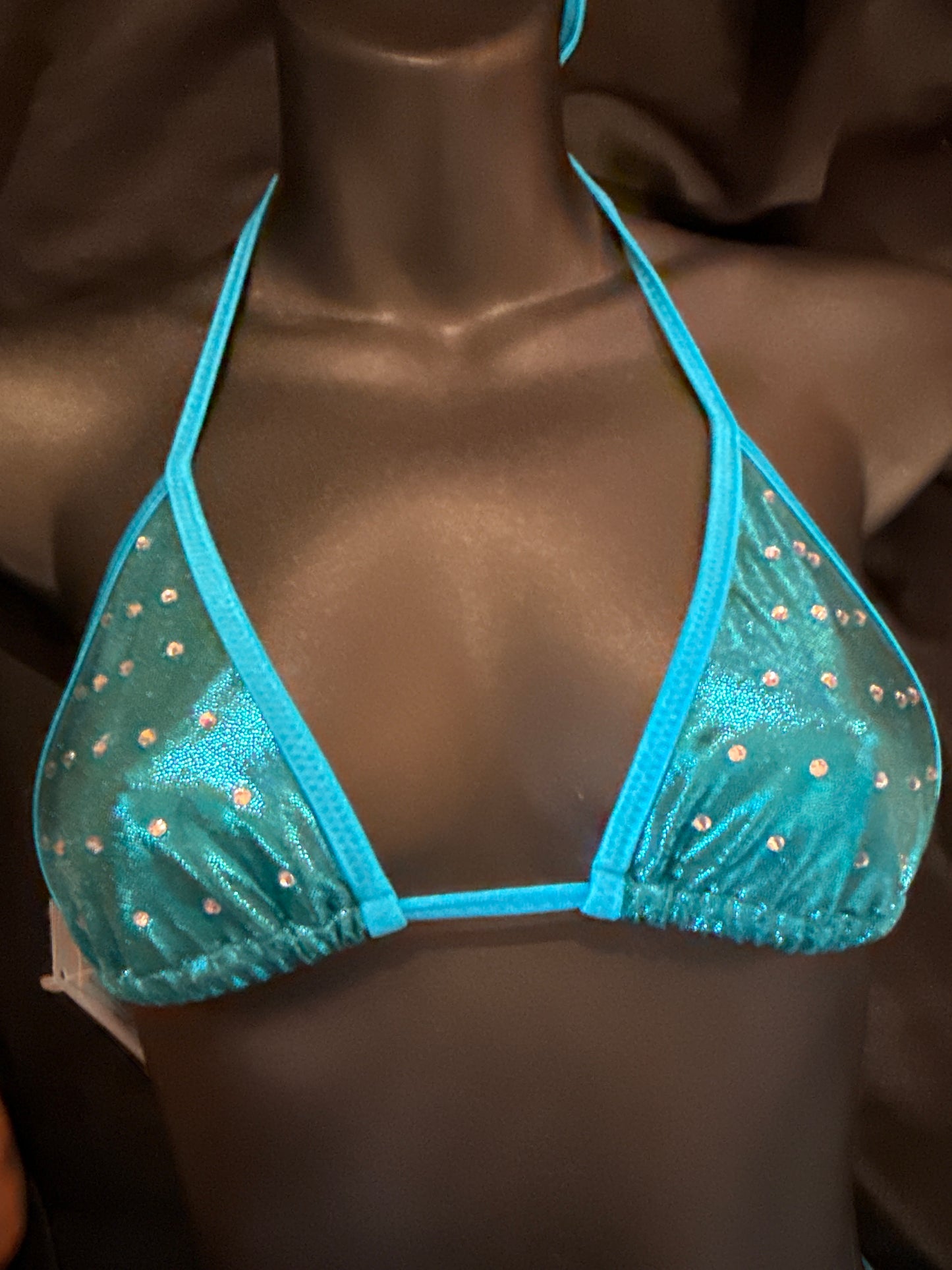 Triangle Top with Stones (Small)